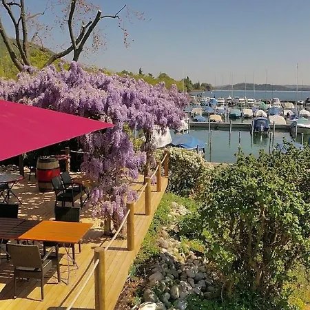 Jean-jacques Rousseau Hotell