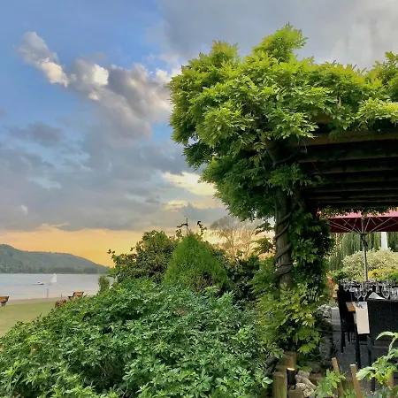 Hotel Jean-jacques Rousseau