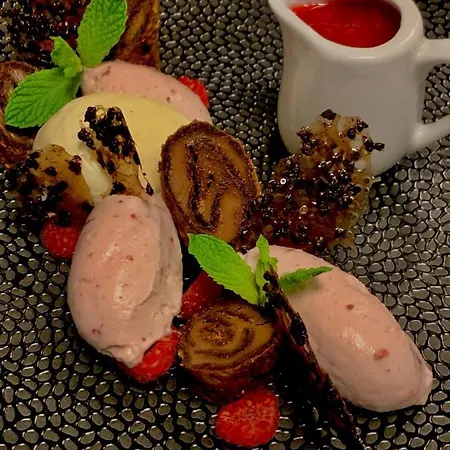 Hotell Jean-jacques Rousseau 3*