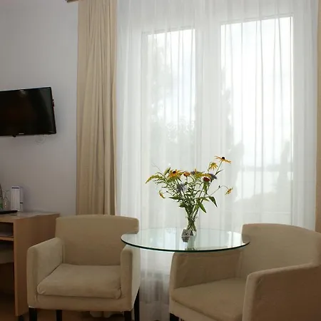 Hotel Jean-jacques Rousseau