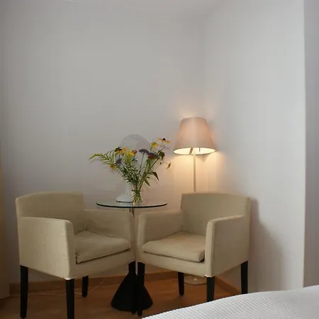 Hotell Jean-jacques Rousseau La Neuveville