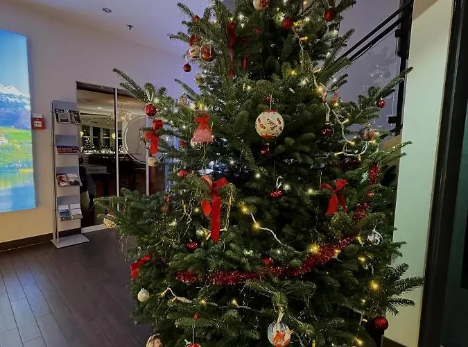 Jean-jacques Rousseau 3* 拉纽维尔